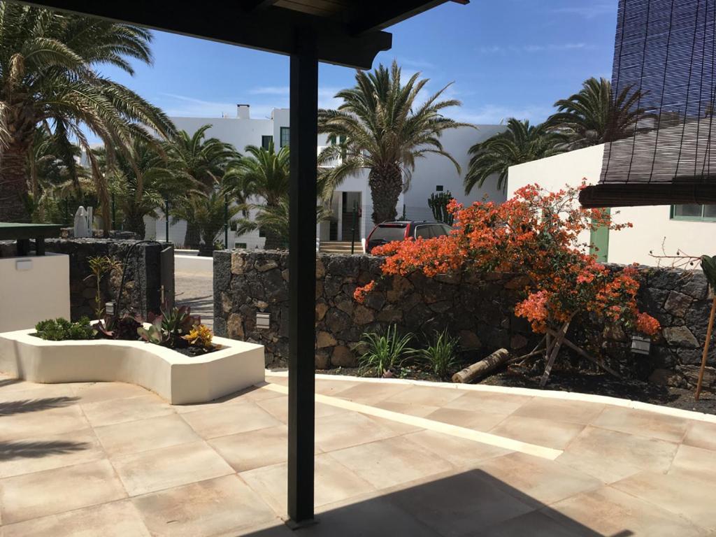Bungalow Goa Pool View, Playa Roca Residence Sea Front Access - Free Ac - Wifi 코스타 테기세 외부 사진